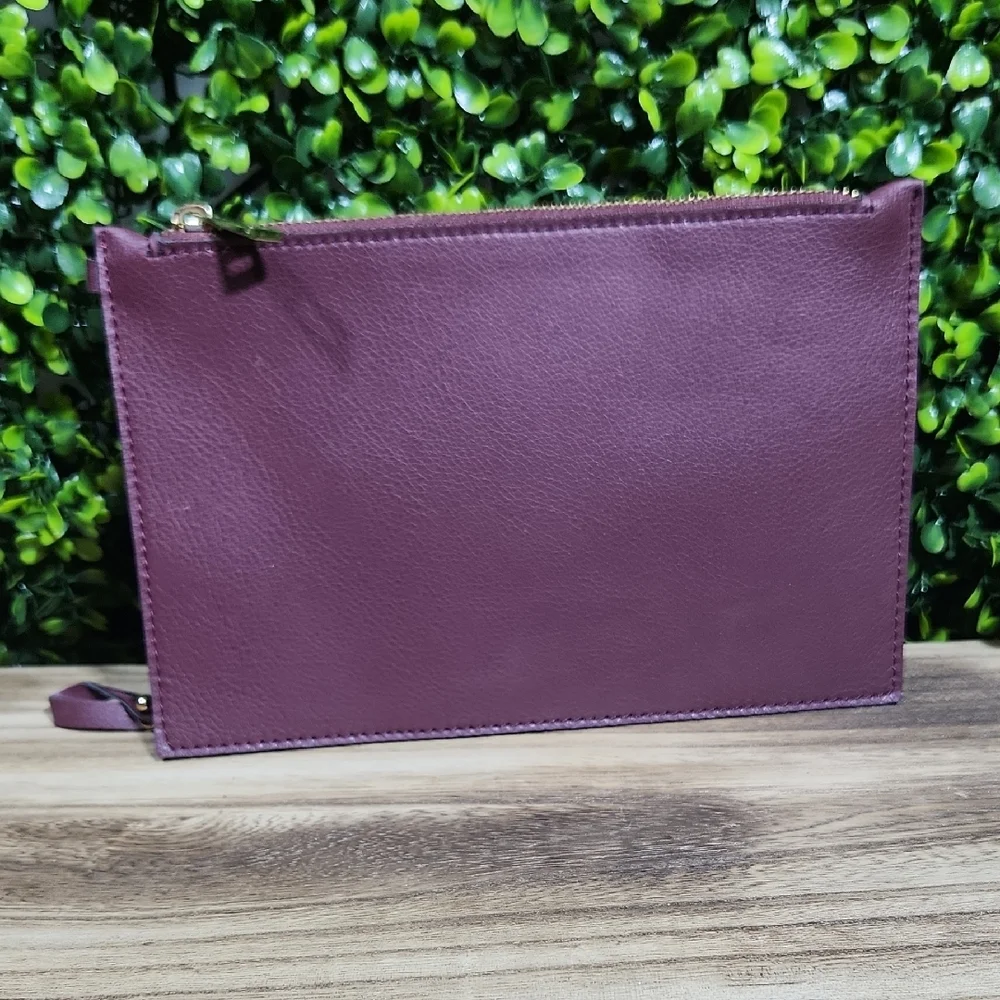 New York & Company Purple Leather Wristlet XL - Picture 2 of 14